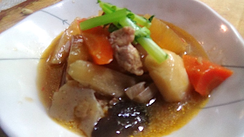 豚肉入り根菜のうま煮