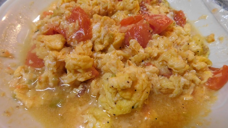 有精卵とトマトの炒め物