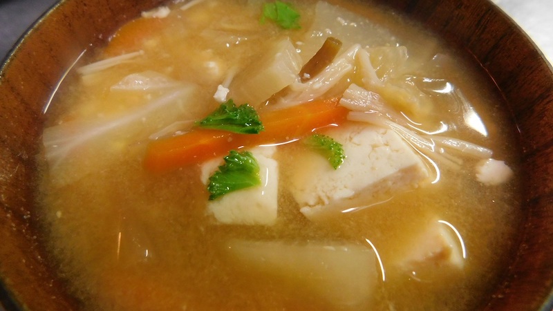 野菜食堂の味噌汁