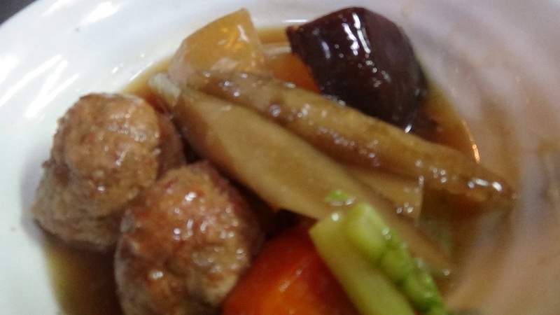 肉団子と野菜の煮物