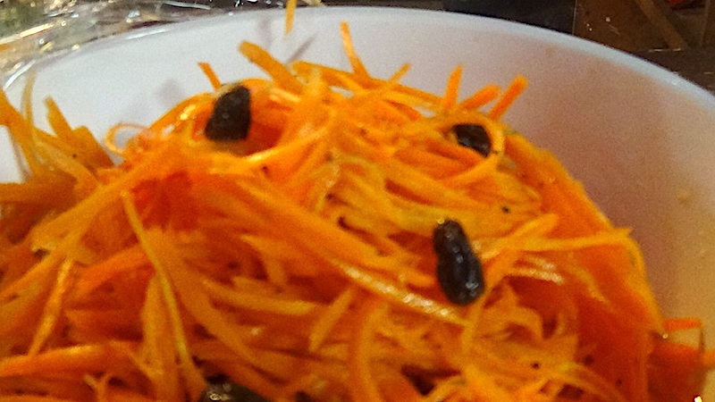 にんじんとレーズンのサラダ