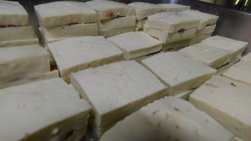 豆腐の梅しそはさみフライ