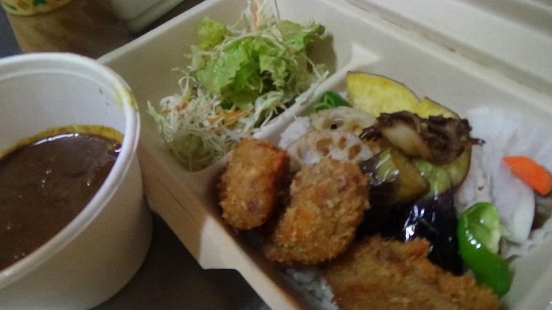 畑のカツカレー弁当