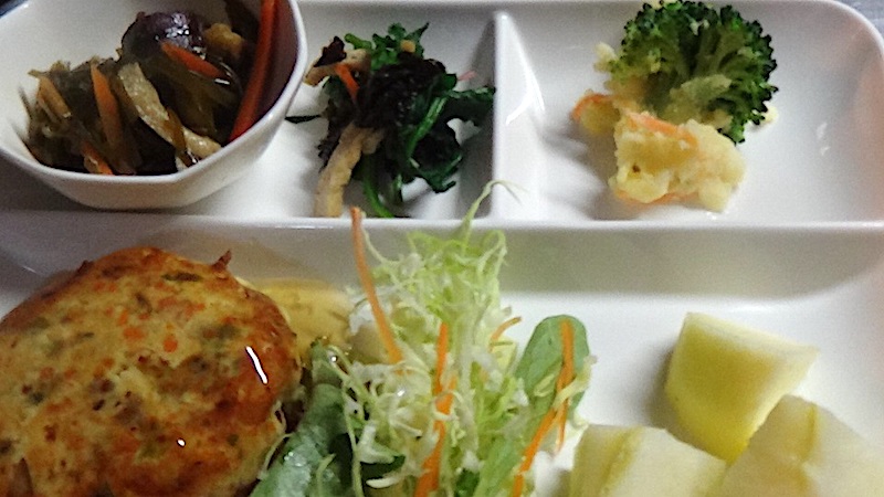 子ども食堂のランチ